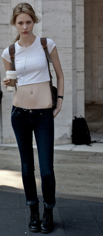 卡不住你不怕掉下来吗又没有钉子