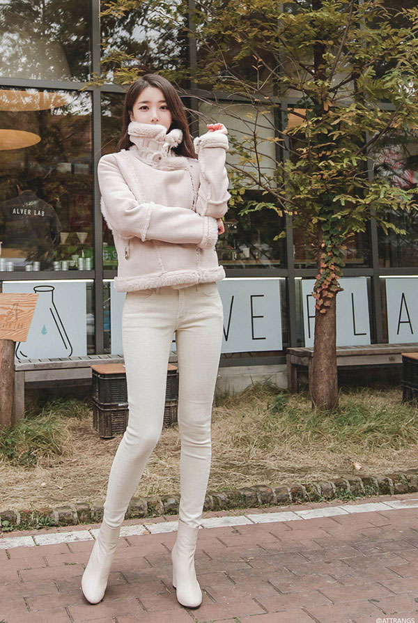 今天又变得好冷啊